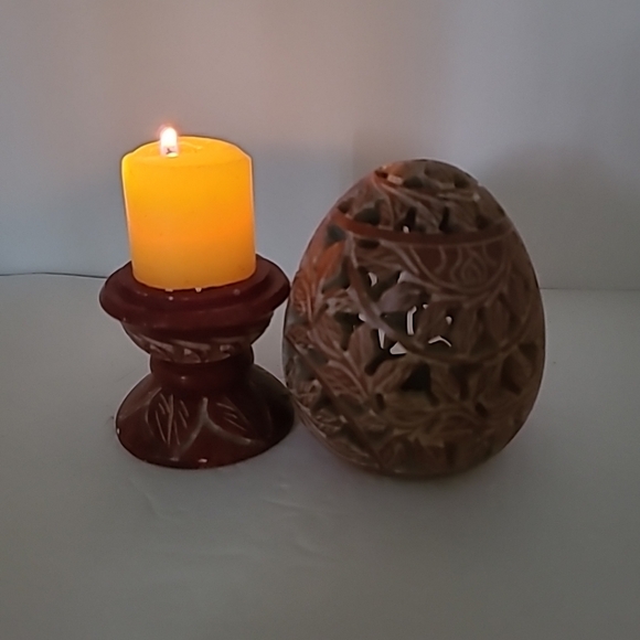 Handcarved Soapstone Egg Shapped On Pedestal Candle Holder 5.75"tall - Picture 9 of 9